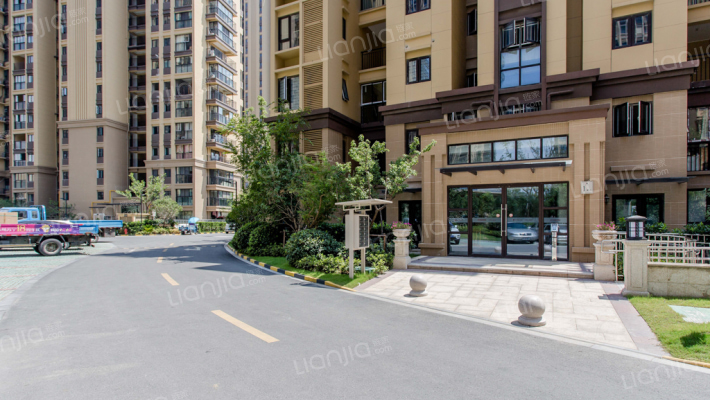 南山维拉外景图