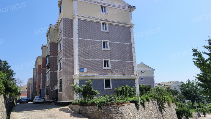 中水山庄外景图