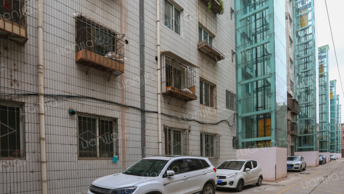 兰州市政府雁宁路住宅区外景图