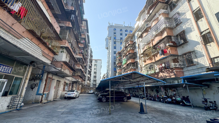 花都供电局宿舍外景图