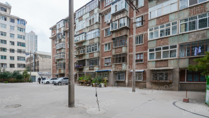 国资物业西关小区外景图