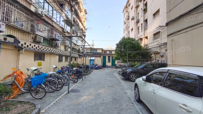 上海复兴小区房价怎么样复兴小区房源户型图小区车位交通地址详情分析