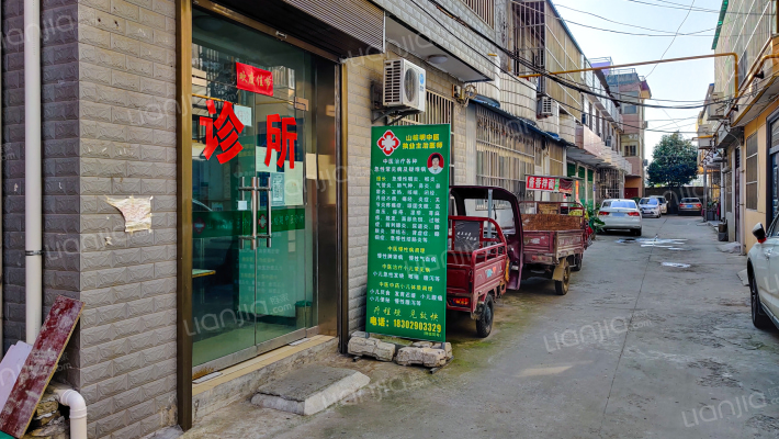 土产商住小区外景图