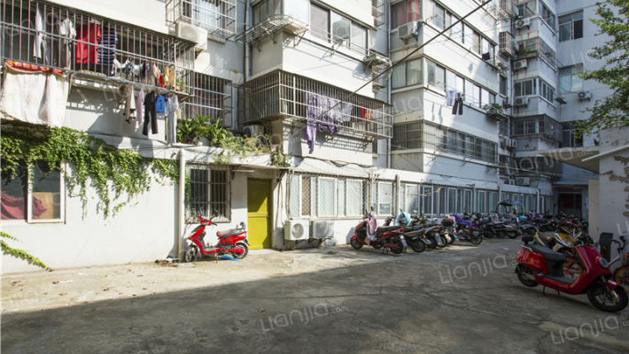 解放南路38号外景图