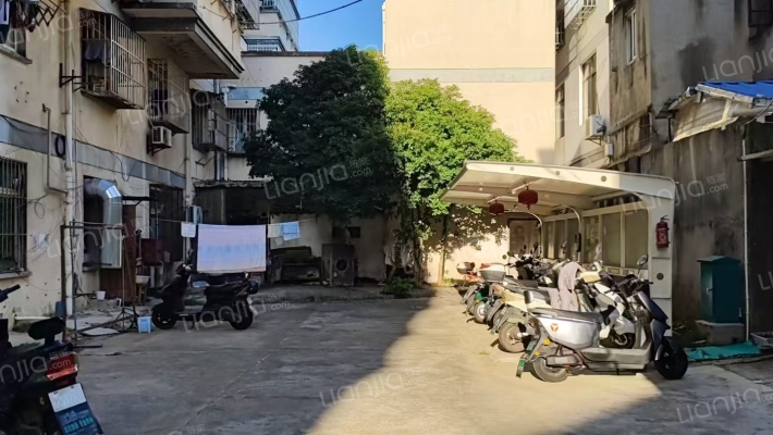 君子亭西路外景图