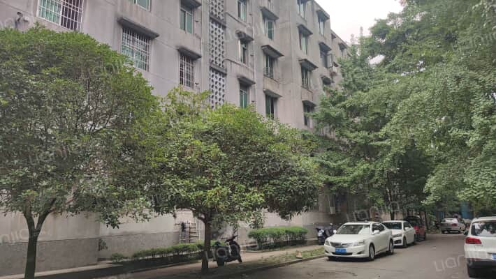 子云西路102号外景图