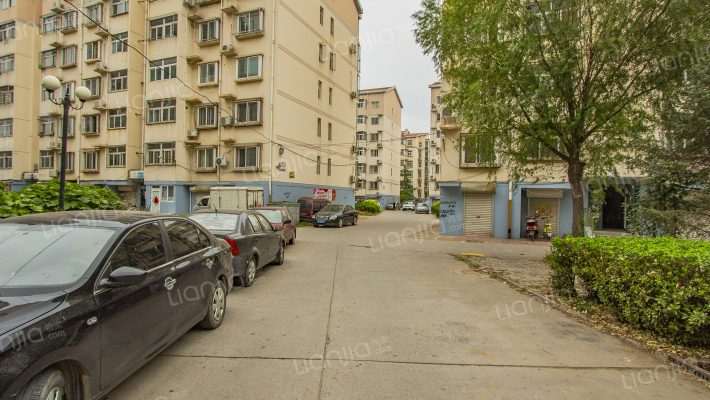 方城佳苑小区外景图