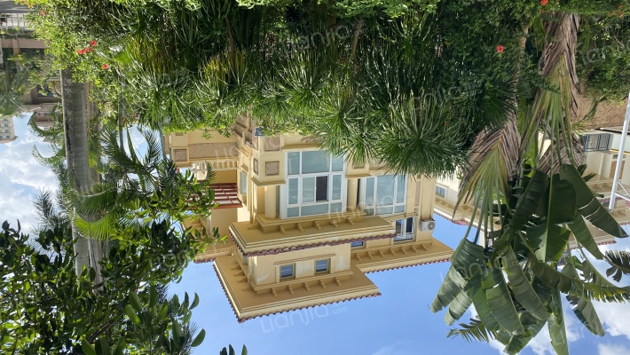 蔚蓝海岸外景图