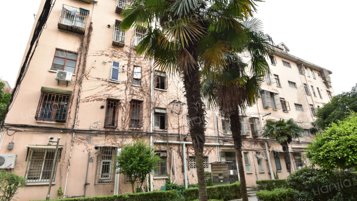 青南小区外景图