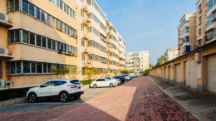 亢山佳园小区外景图