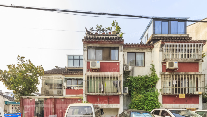 装驾桥巷外景图