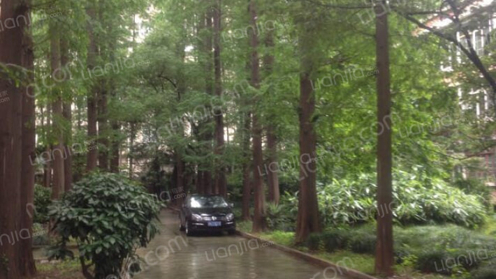 院士公寓外景图