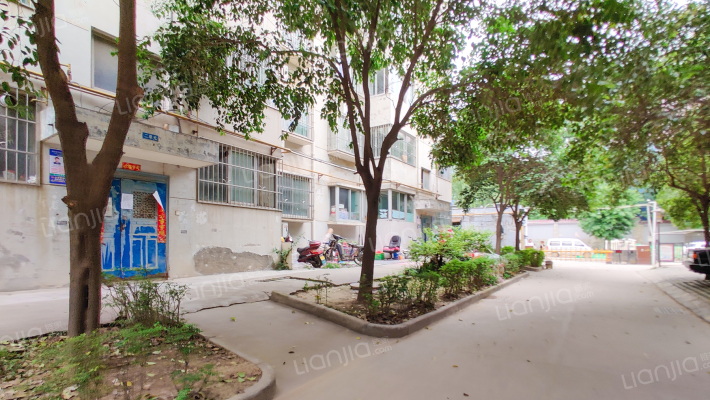 美湖小区外景图