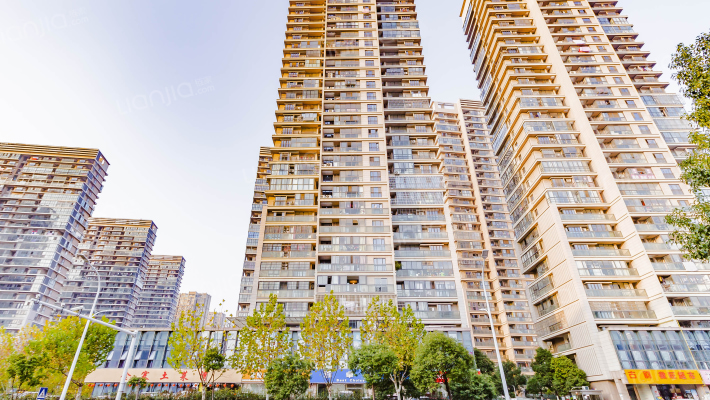 银联广场外景图