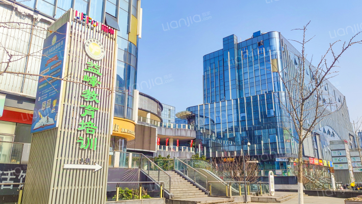 利丰商业中心外景图