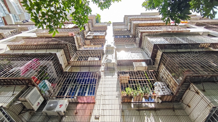 天俊公司住宅楼外景图