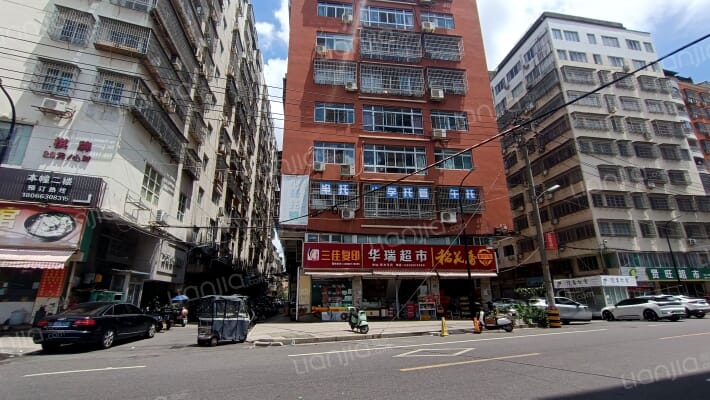 伟光花苑外景图