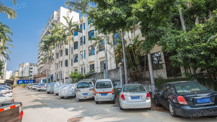 湖里人民法院宿舍楼外景图