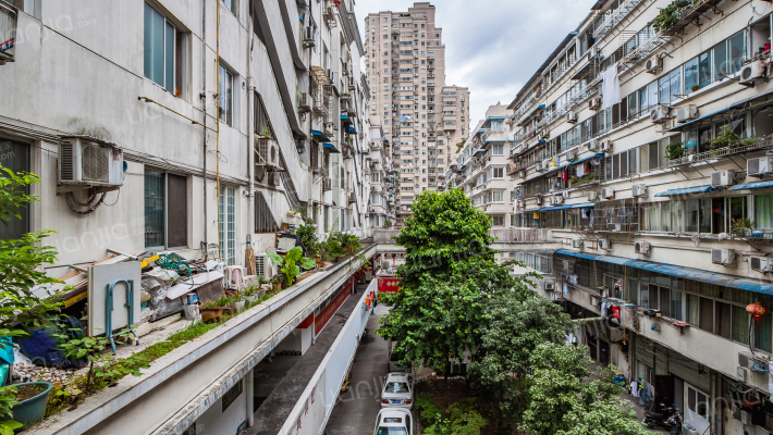 华峰大厦外景图