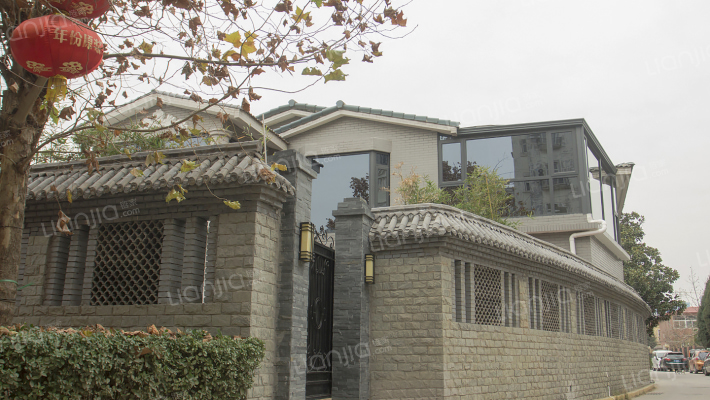 格林度假山庄外景图