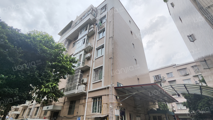 人和嘉苑外景图