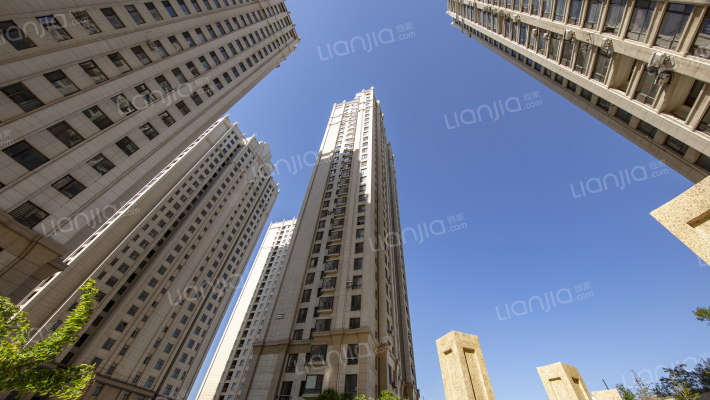 自然天城外景图