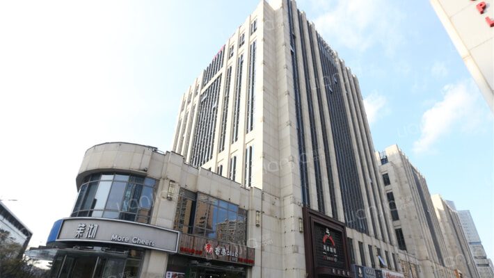 中信广场由昆山中信花桥产业园有限公司建成;楼栋总数3栋,共计房屋98