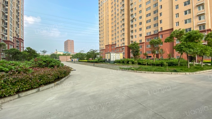 陆家嘴小区外景图