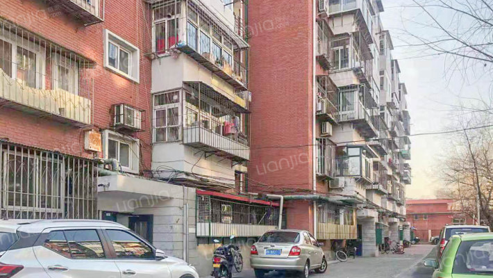 子牙东里外景图