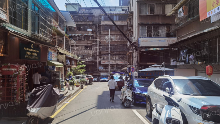 堰塘街外景图