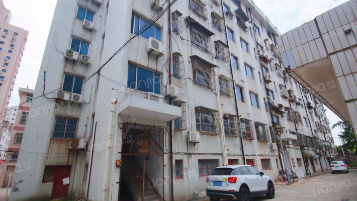 北山路40号院外景图