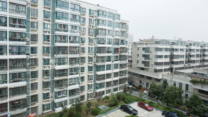 丽阳广场外景图