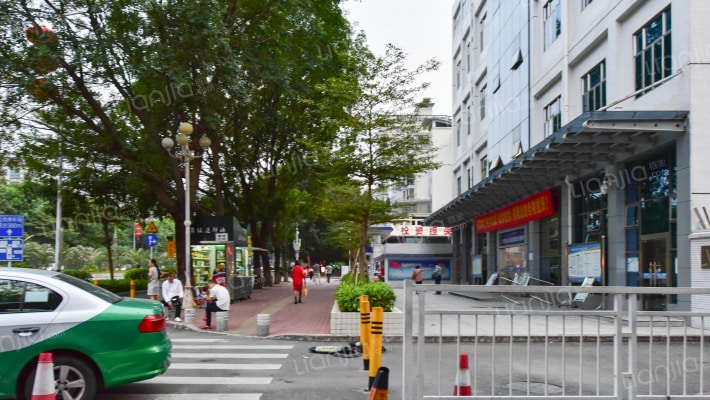 深宝公寓外景图