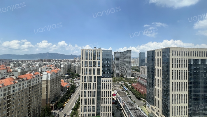 南悦城鲸彩广场外景图