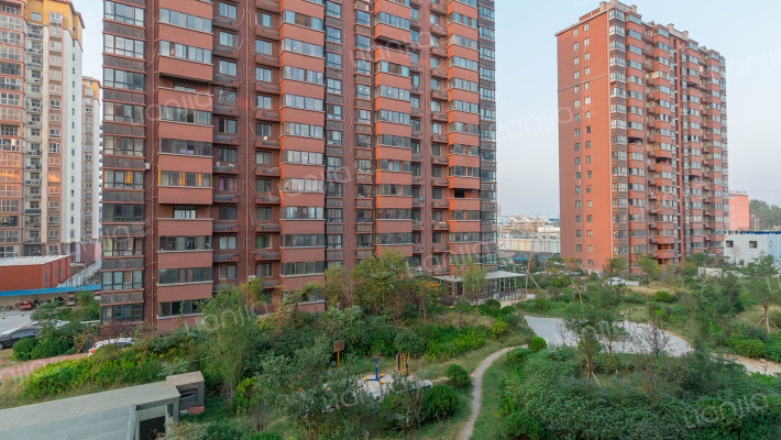 中大翡翠园外景图