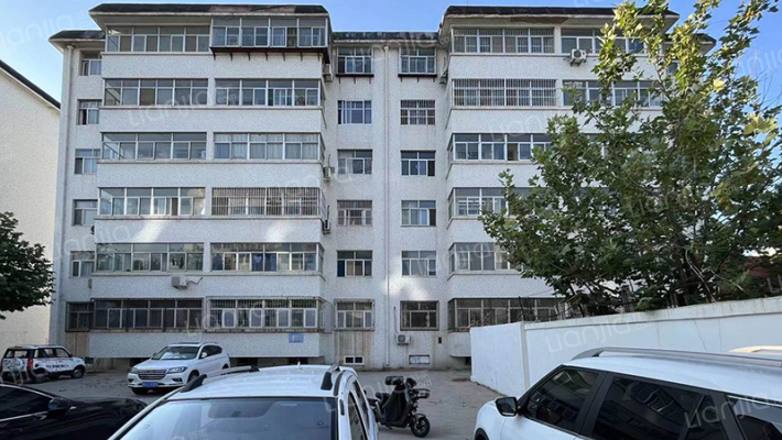 移动公司宿舍外景图