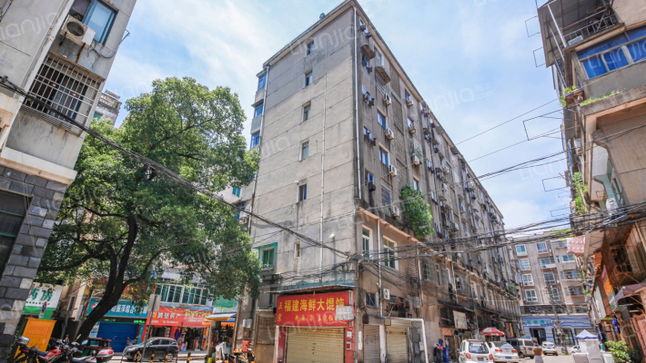 南齿宿舍外景图