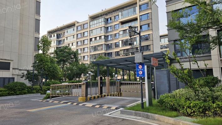 前山澜庭J区外景图