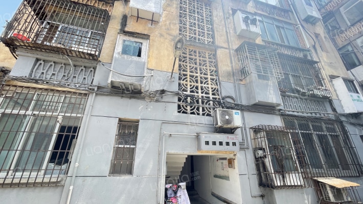 襄城北街老区政府家属院外景图