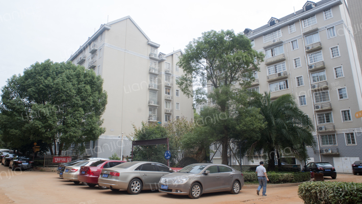 华银南苑外景图