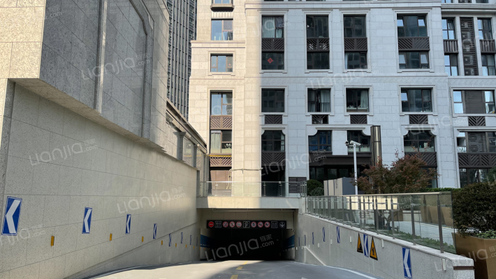 上海海悦华庭房价怎么样海悦华庭房源户型图小区车位交通地址详情分析