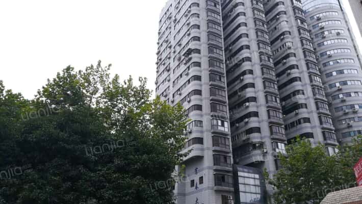 富春大厦外景图