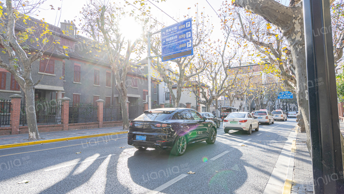 复兴中路490号外景图