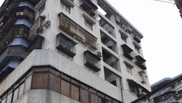 莲泉大厦外景图