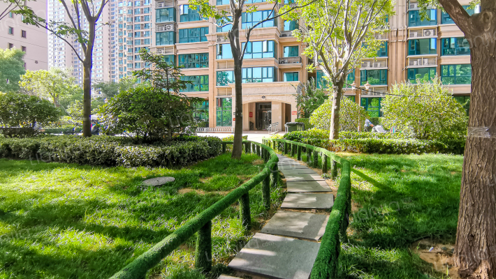 恒大绿洲四期外景图