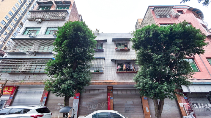 皮鞋城南三街25号外景图