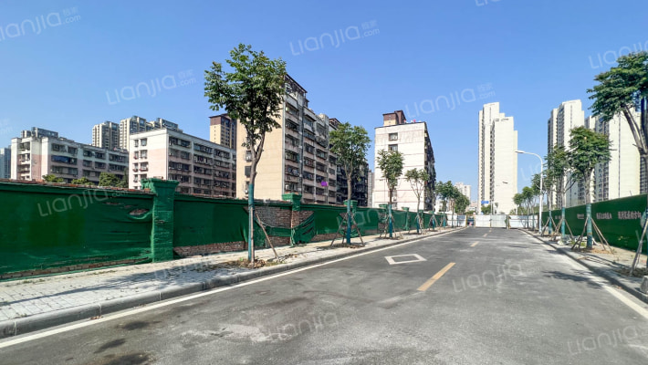 杜甫公寓外景图