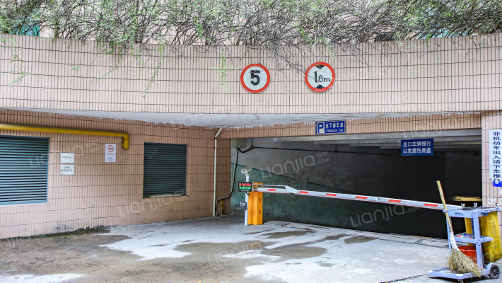 上海金桥花园房价怎么样金桥花园房源户型图小区车位交通地址详情分析