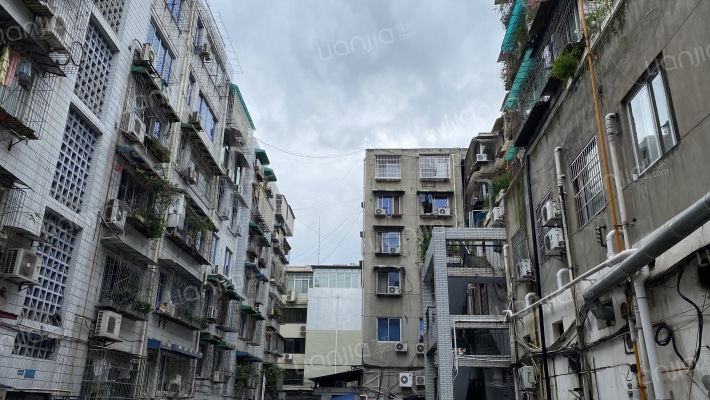 西安路一段104号外景图