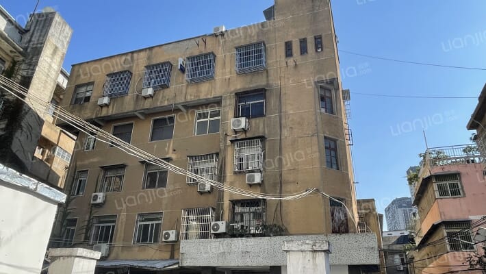 颖州中踣127号外景图